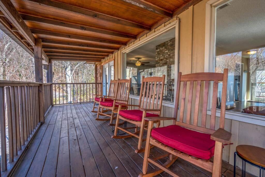 Happy Trails - Cobbly Nob Resort Home جاتلينبرج المظهر الخارجي الصورة